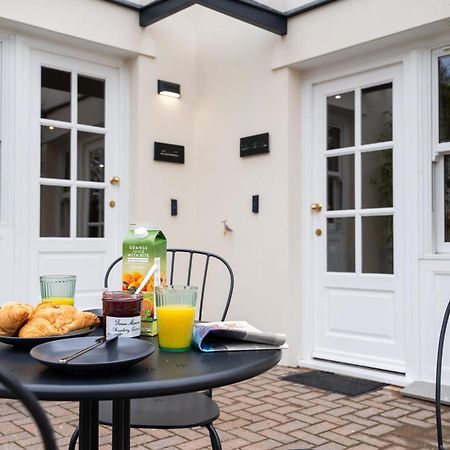 Commandery Vaults - Luxury Apartment In City Centre With Sky Tv Worcester Buitenkant foto
