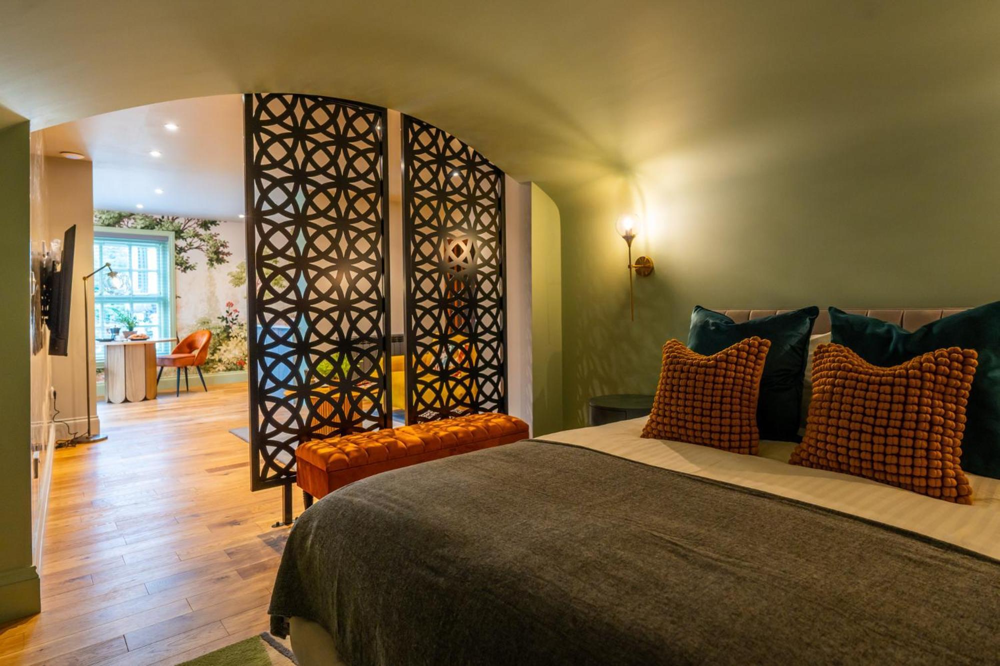 Commandery Vaults - Luxury Apartment In City Centre With Sky Tv Worcester Buitenkant foto